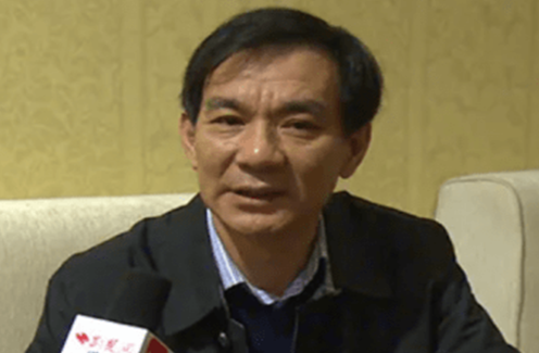 漆雕良仁先生榮登“中國(guó)改革開放40年楚商杰出人物”榜